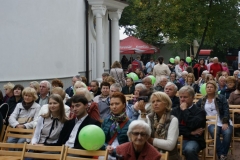 200